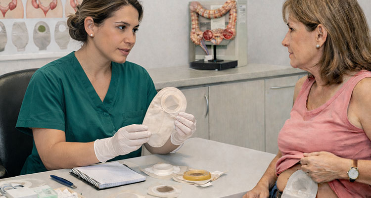 Consulta de Enfermagem de Estomaterapia (Ostomias)